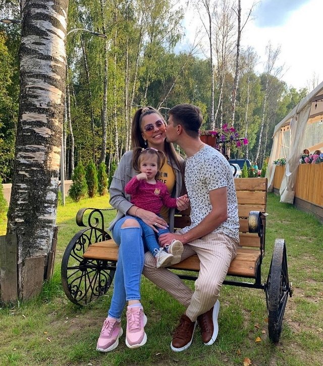 Рапунцель не знает точного возраста собственной дочки Рапунцель не знает точного возраста собственной дочки