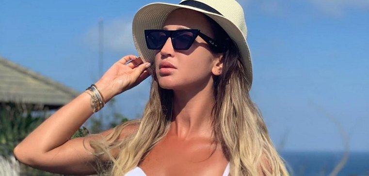 Ольга Бузова обеспечивает шикарную жизнь только своей матери