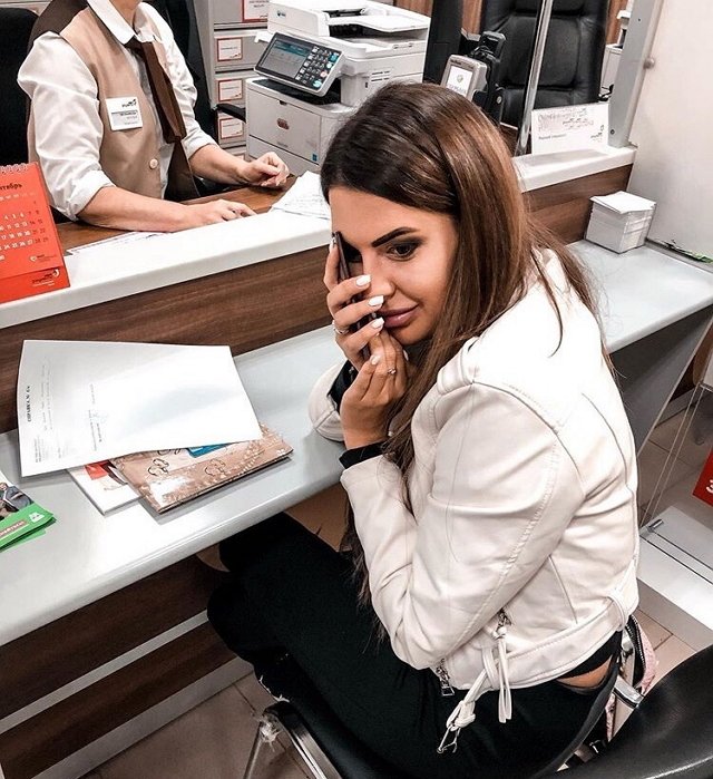 Майя Донцова: Поплакала над старым паспортом