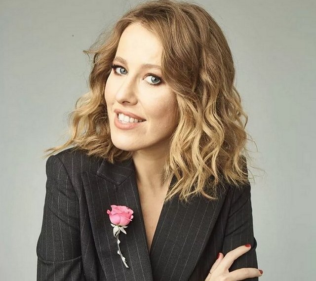 Ксения Собчак отрицает информацию о своём интересном положении