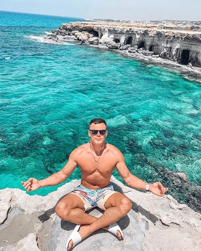 Барзиков отчаялся найти непорочную девушку