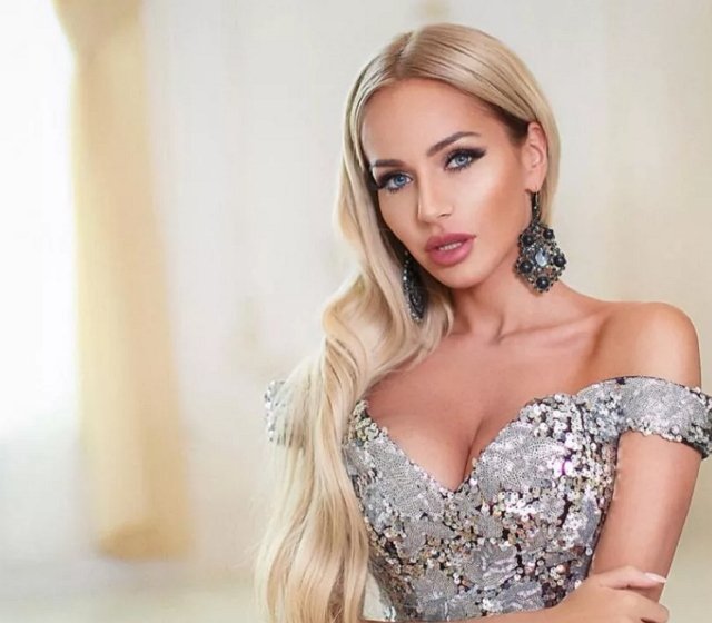 Лиза Триандафилиди показала фолловерам свою шикарную мать