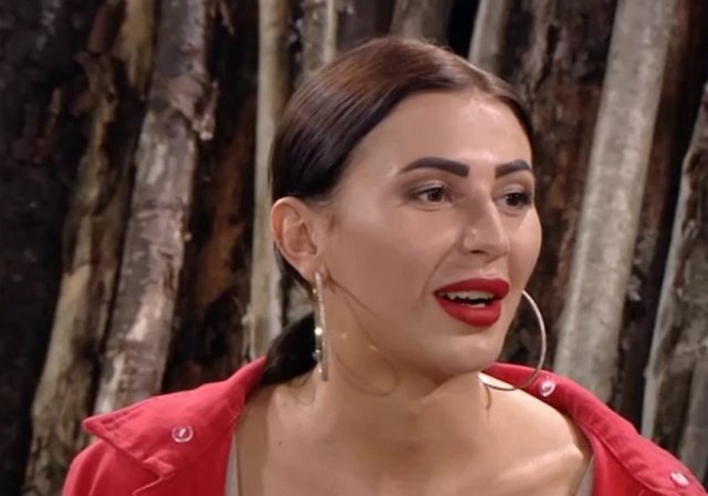 Клава Безверхова выгнала мать с проекта