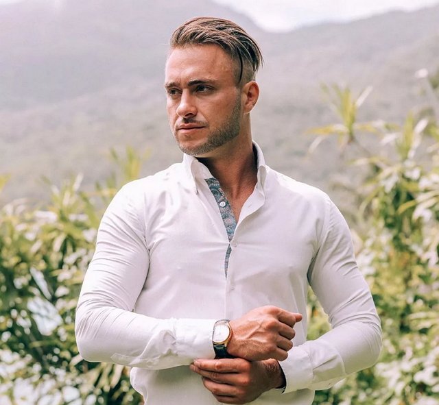 Алексей Безус: Личная жизнь наша стала уже совсем никакой