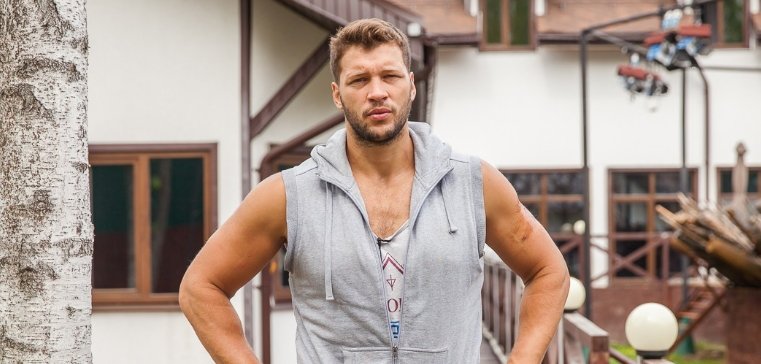 Виктор Шароваров: Она не собиралась оставлять ребёнка