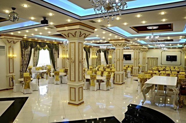 Яна Шевцова и её бойфренд запланировали дату свадьбы