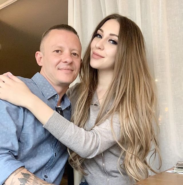 Алёна Савкина начала пить кровь Роману Макееву