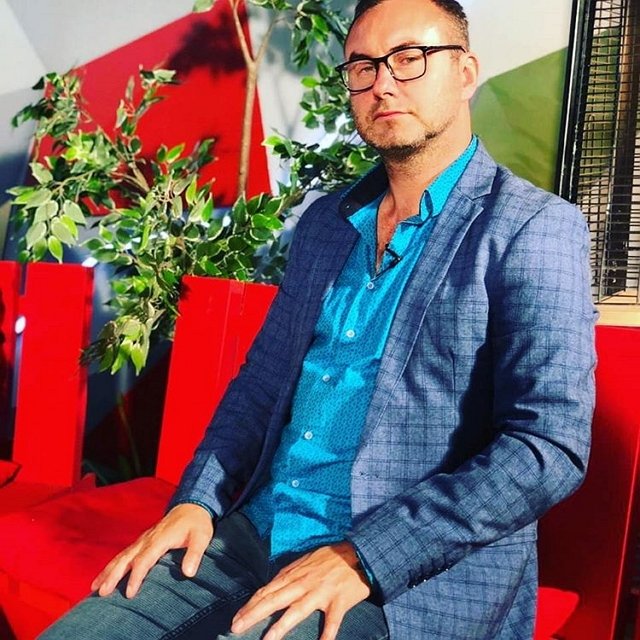 Михаил Козлов каждый день на проекте рискует здоровьем