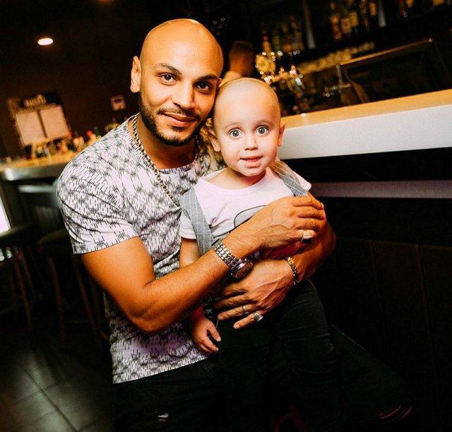 Новенький участник проекта Адам Садек