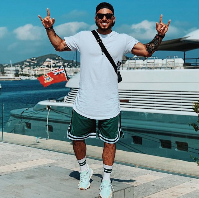 Арай Чобанян с нетерпением ждёт пластики носа