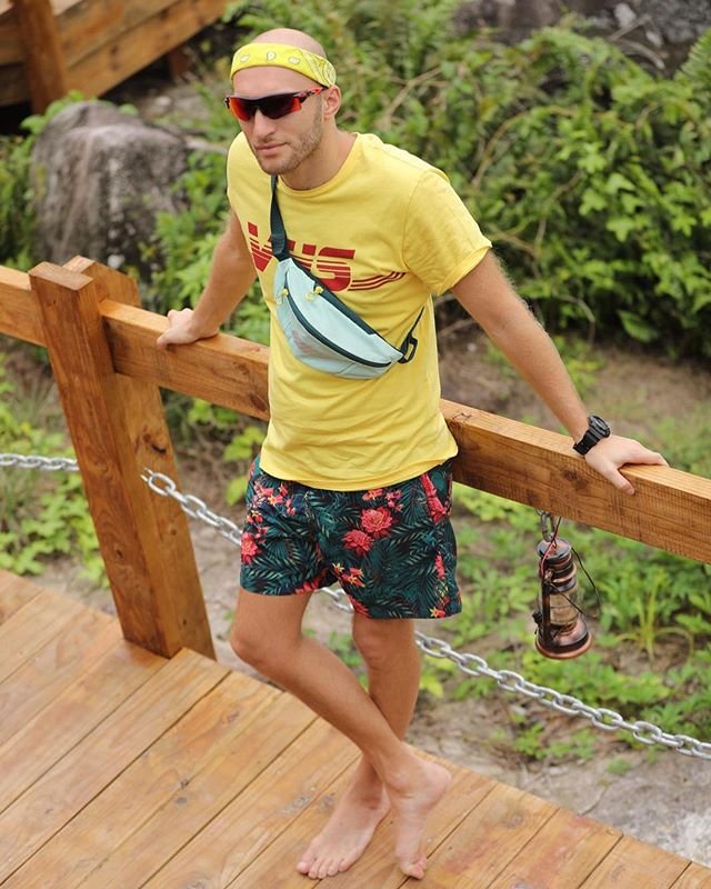 Илья Яббаров продолжает обхаживать Анастасию Голд