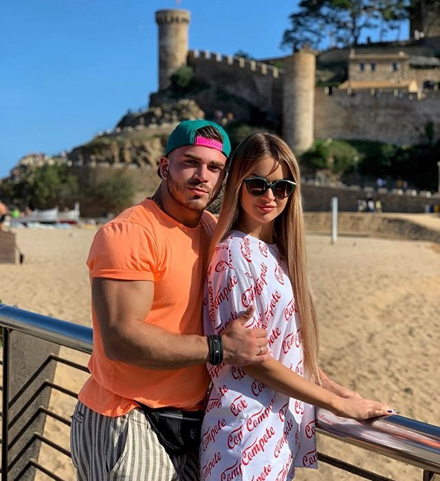 Африкантова вдохновилась в Барселоне на освоение новой профессии