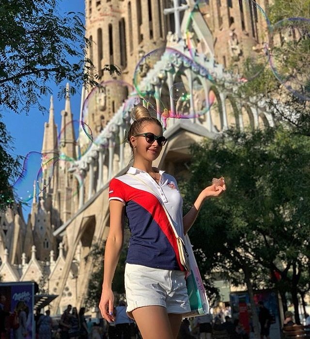 Африкантова вдохновилась в Барселоне на освоение новой профессии