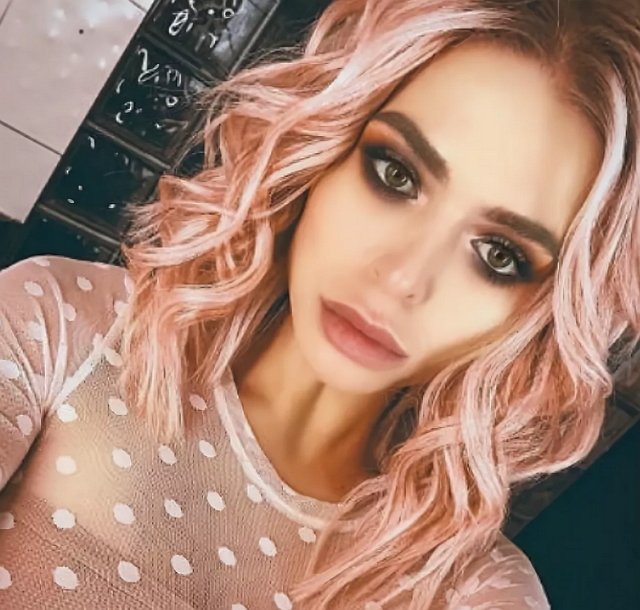 Анастасия Балинская страдает из-за внимания бывшего