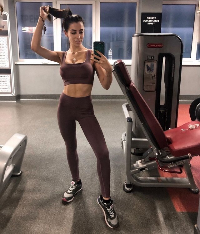 Богдана Кварацхелия: Ура! Купила абонемент в зал