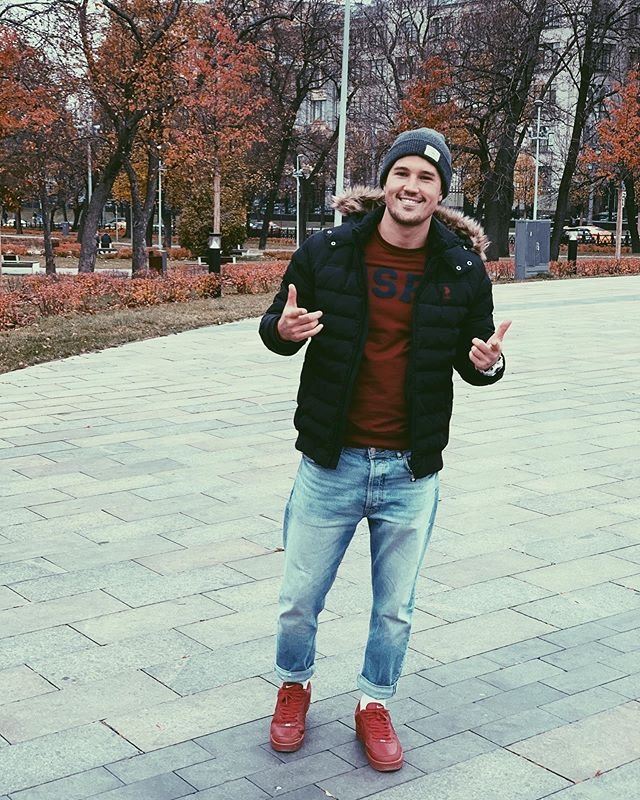 Роман Гриценко перебрался в новое жильё