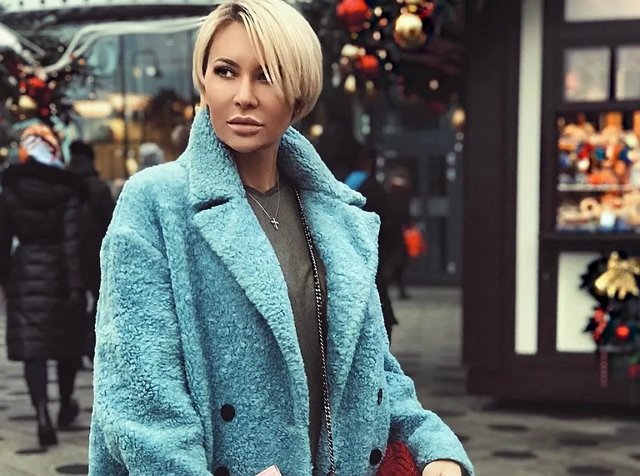 Элина Камирен зарегистрировалась на сайте знакомств