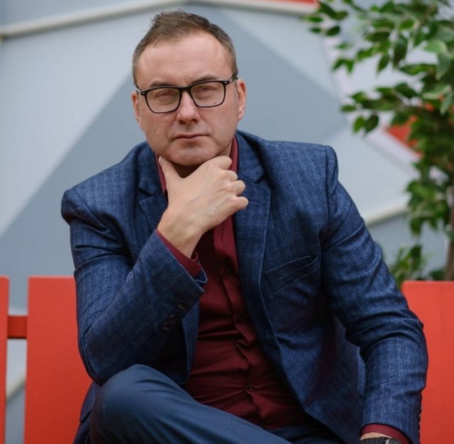 Михаил Козлов: Девушки видят реальность искаженно