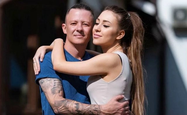 Роман Макеев озабочен тем, что может стать отцом