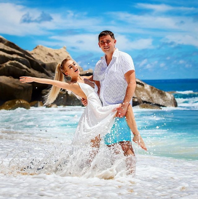 Роза Райсон поведала о том, почему плакала на собственной свадьбе.