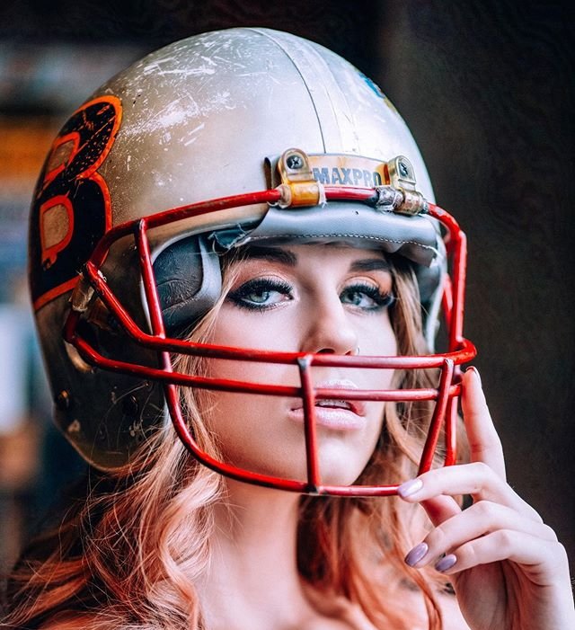 Милена Безбородова зарабатывала на Хеллоуине