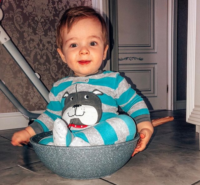 Юлия Салибекова: Не хочет ходить, хочет ползать и сидеть!