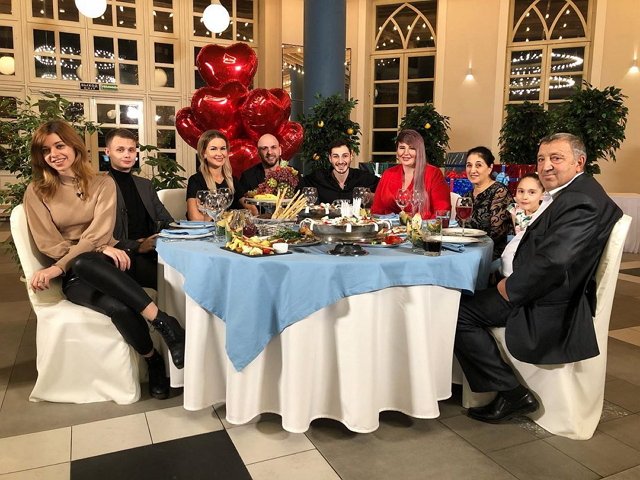 Иосиф Оганесян расплакался от поздравления Жени Ромашова