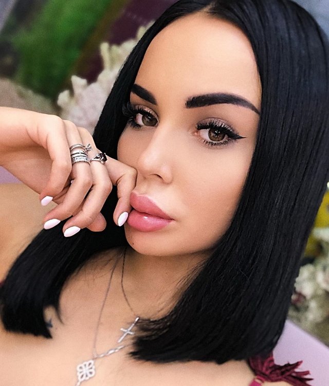 Аня Левченко теперь копия Яны Шафеевой!