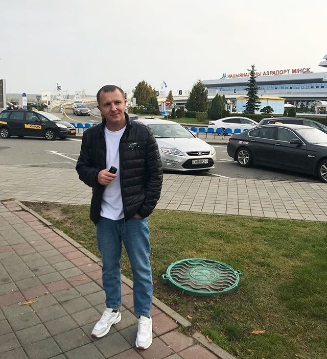 Яббаров чуть не подрался с отцом Анастасии Голд Яббаров чуть не подрался с отцом Анастасии Голд