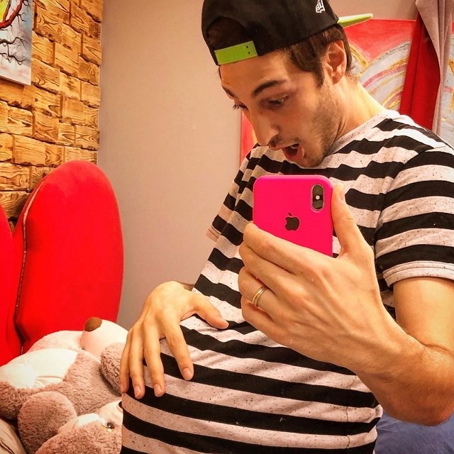 Иосиф Оганесян: Симптомы не у жены, а у меня