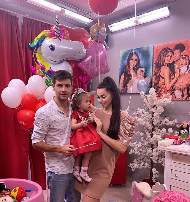 Милена Безбородова не будет дружить с Олей Рапунцель из-за Лёши Безуса?