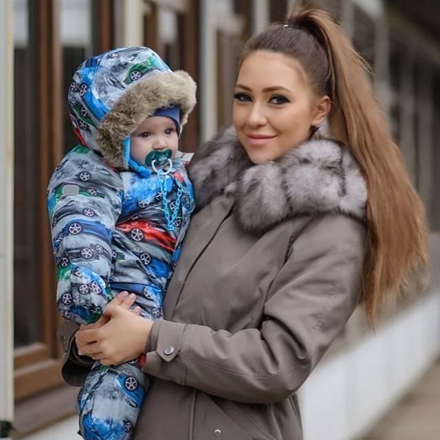 Алена Савкина ведет романтическую переписку с экс-участником телестройки