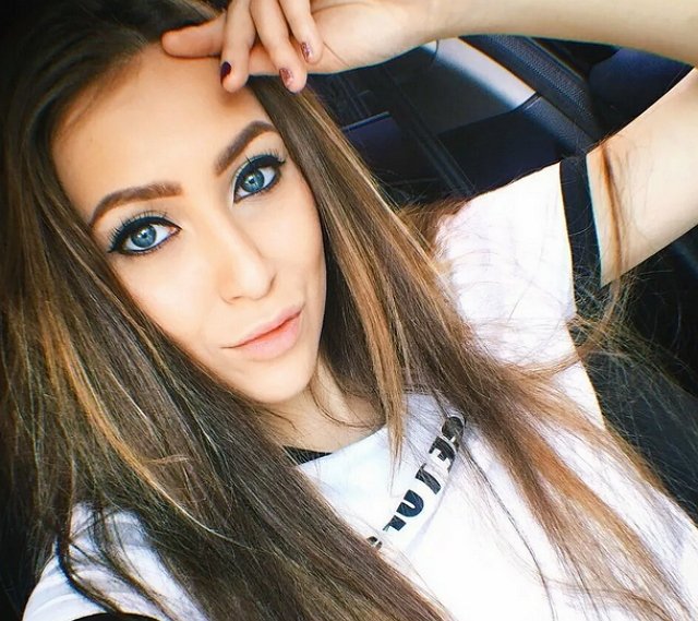 Стало известно имя нового возлюбленного Алены Савкиной