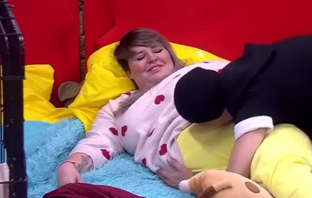 Александра Черно: Оля и Алена - прекрасные мамы