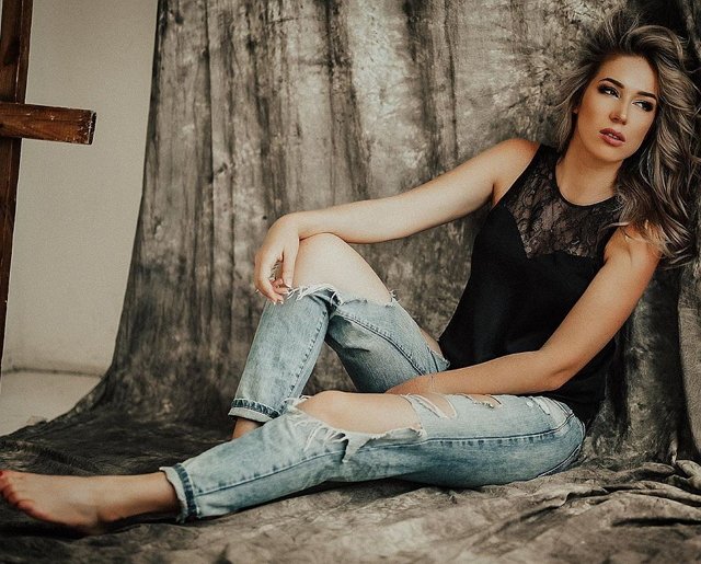 Надежда Ермакова: Может, я старомодна, но по-другому не умею