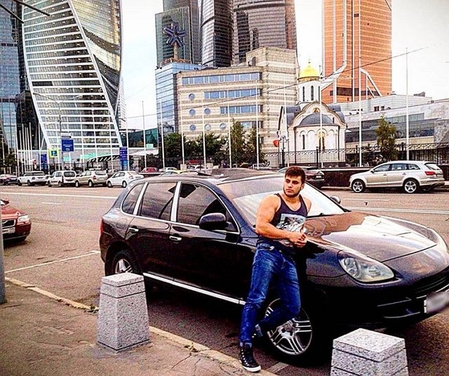 Новенький участник проекта Роман Бекмурадов