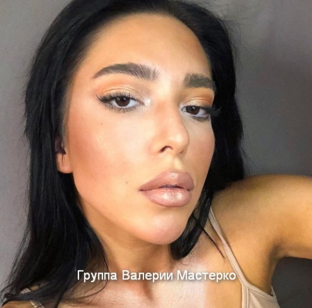 Новая участница проекта Яна Мирукович