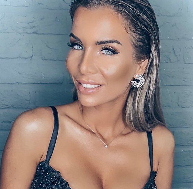 Редакция: Александра Гозиас летит в Америку