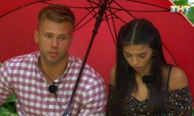 Ира Пингвинова переехала к Клаве Безверховой от Дмитрия Чайкова