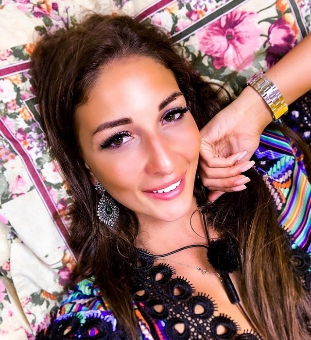 Яна Захарова: Конфликт проверил нашу дружбу