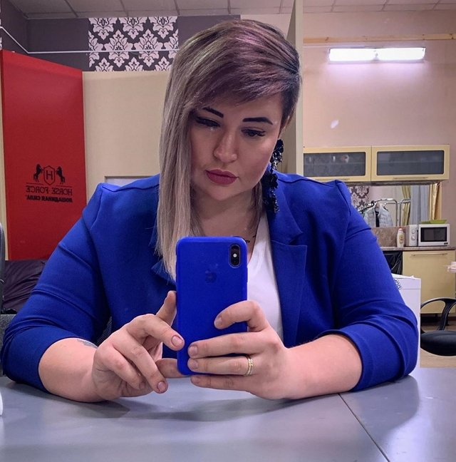 Александра Черно: Страшен мир, где правят бабки