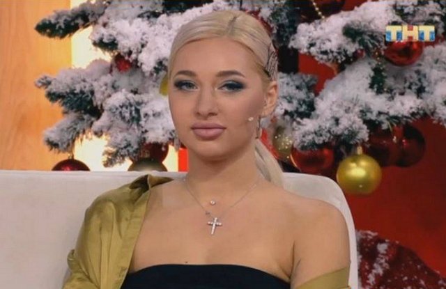 Федя Стрелков использовал Катю Скалон и Настю Стецевят