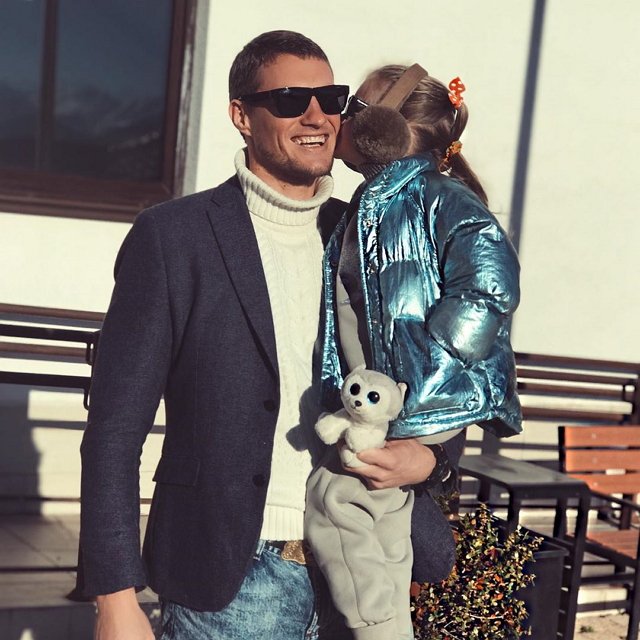 Александр Задойнов: Люблю тебя, Доченька!