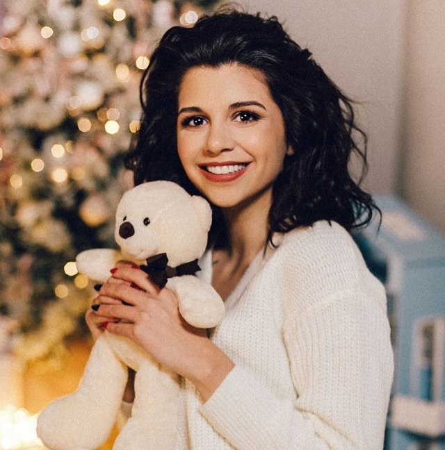 Алиана Устиненко: Новый год вселяет в нас веру в будущее