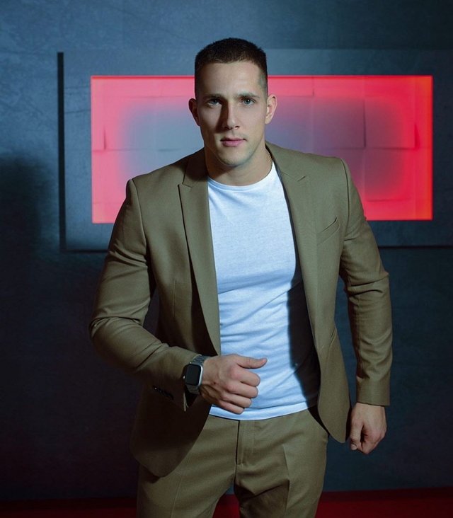 Федор Стрелков: Она будет отбивать его у Яны