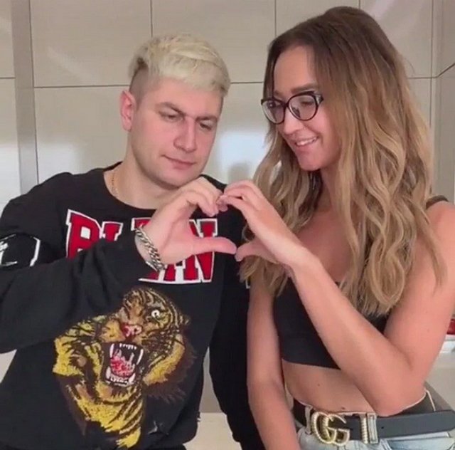 Ольга Бузова живет с Давидом Манукяном