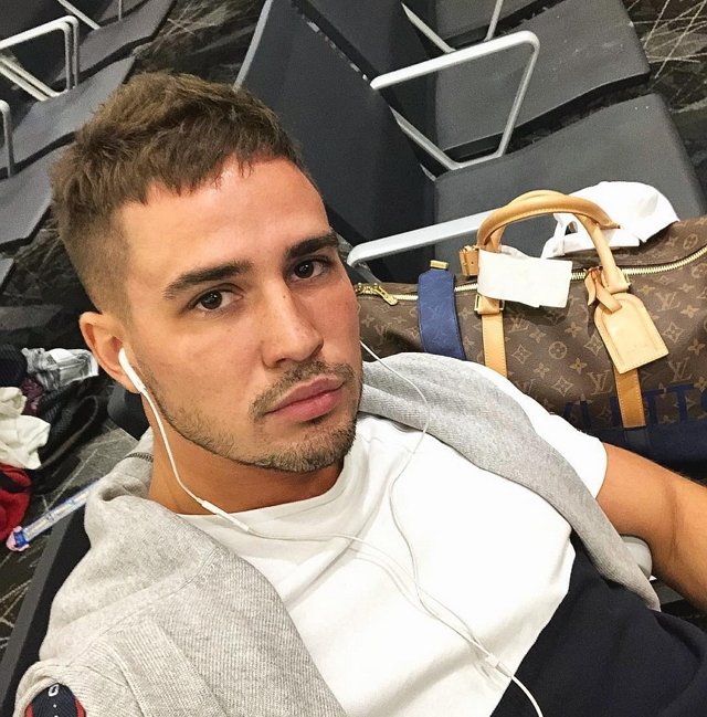 Захар Саленко хочет помириться с Даниилом Сахновым