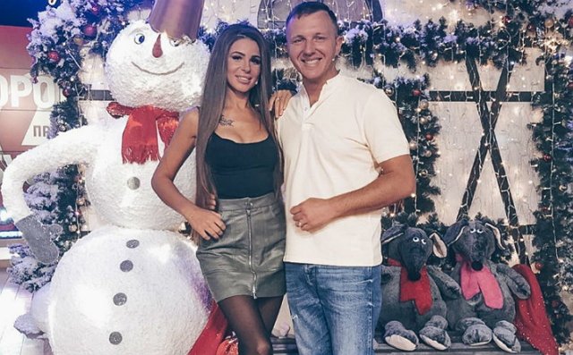 Яббаров отпустил подзатыльник Насте Голд