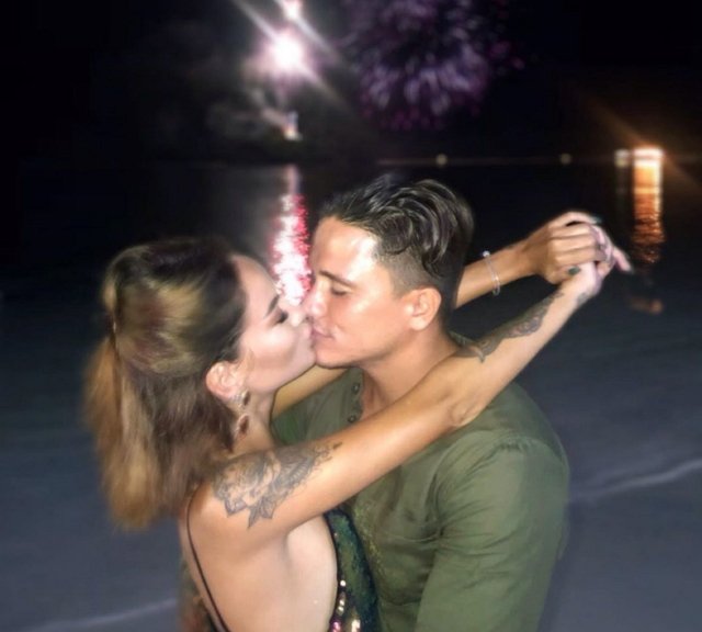 Игорь Русанов позвал Юлию Щеглову замуж странным способом