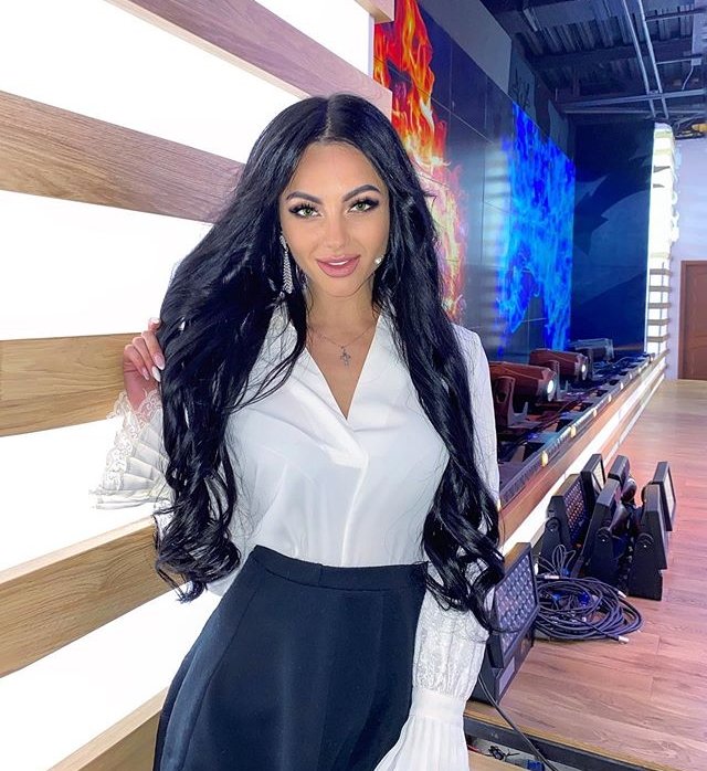 Анна Брянская закрутила роман с Владом Ивановым? Анна Брянская закрутила роман с Владом Ивановым?